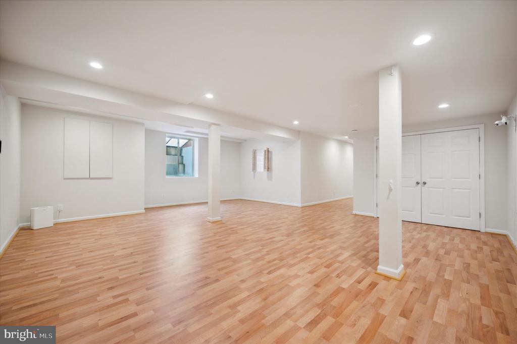 140 DORAL DR