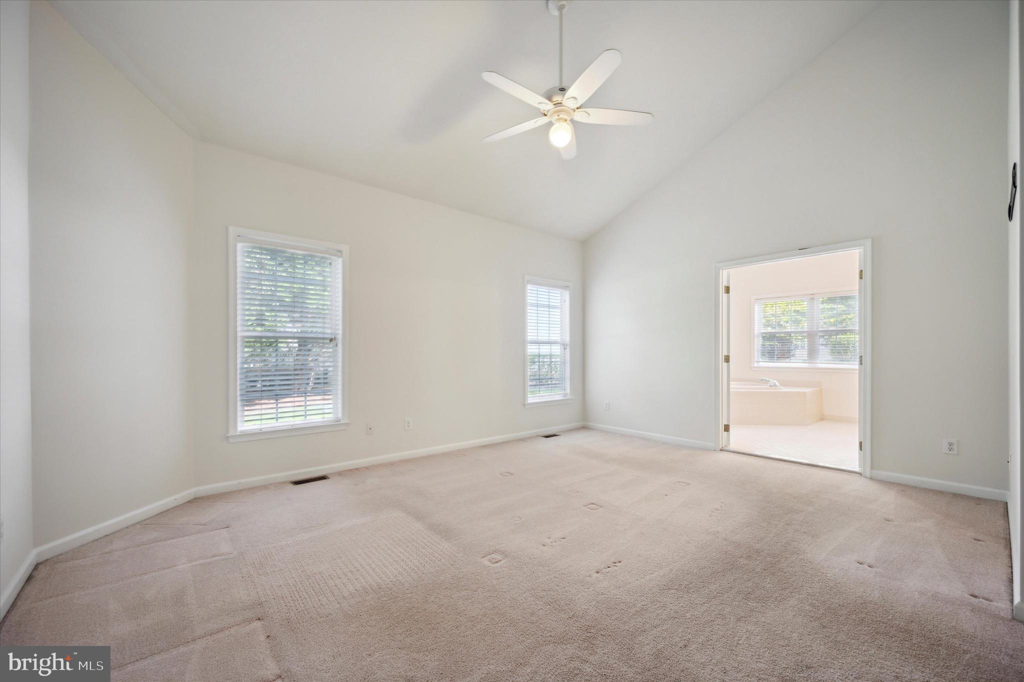 140 DORAL DR