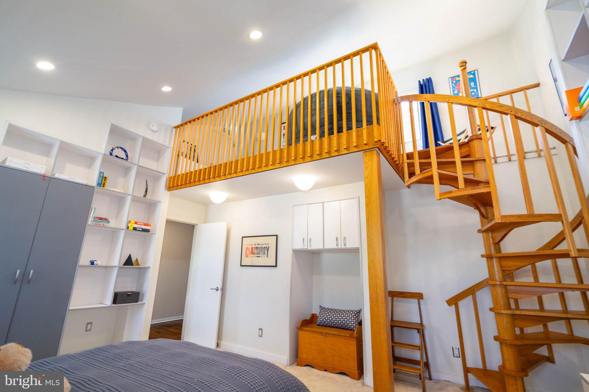 600 Argyle Cir