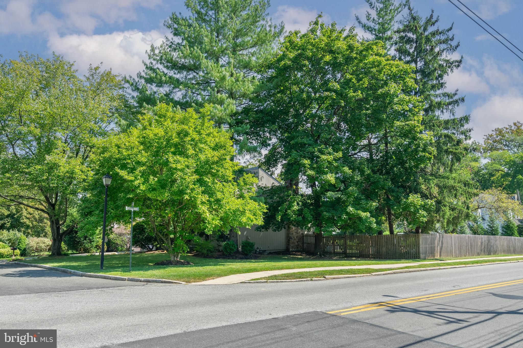 600 Argyle Cir