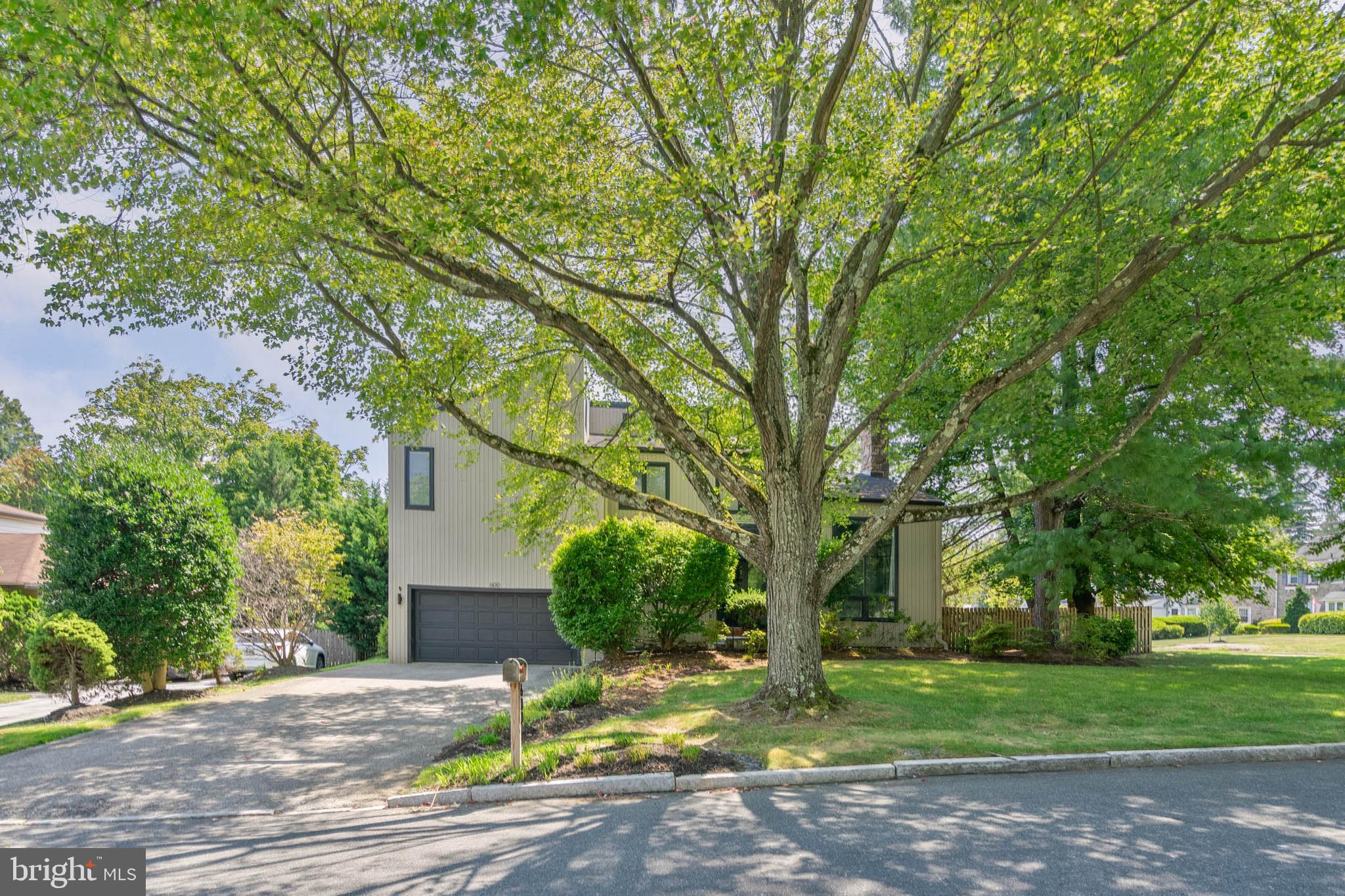 600 Argyle Cir