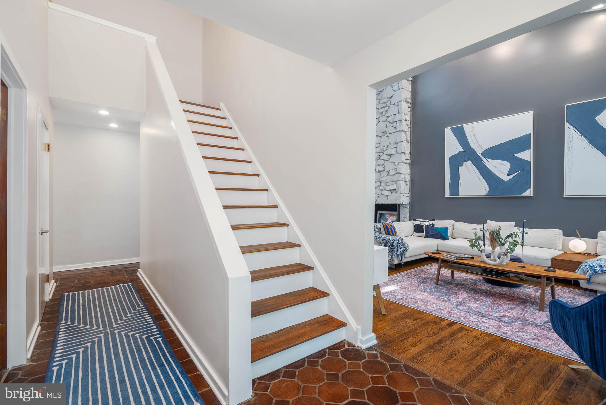600 Argyle Cir