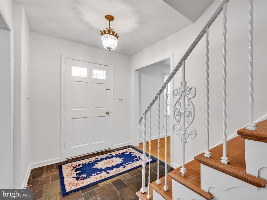 2 Wynnedale Cir
