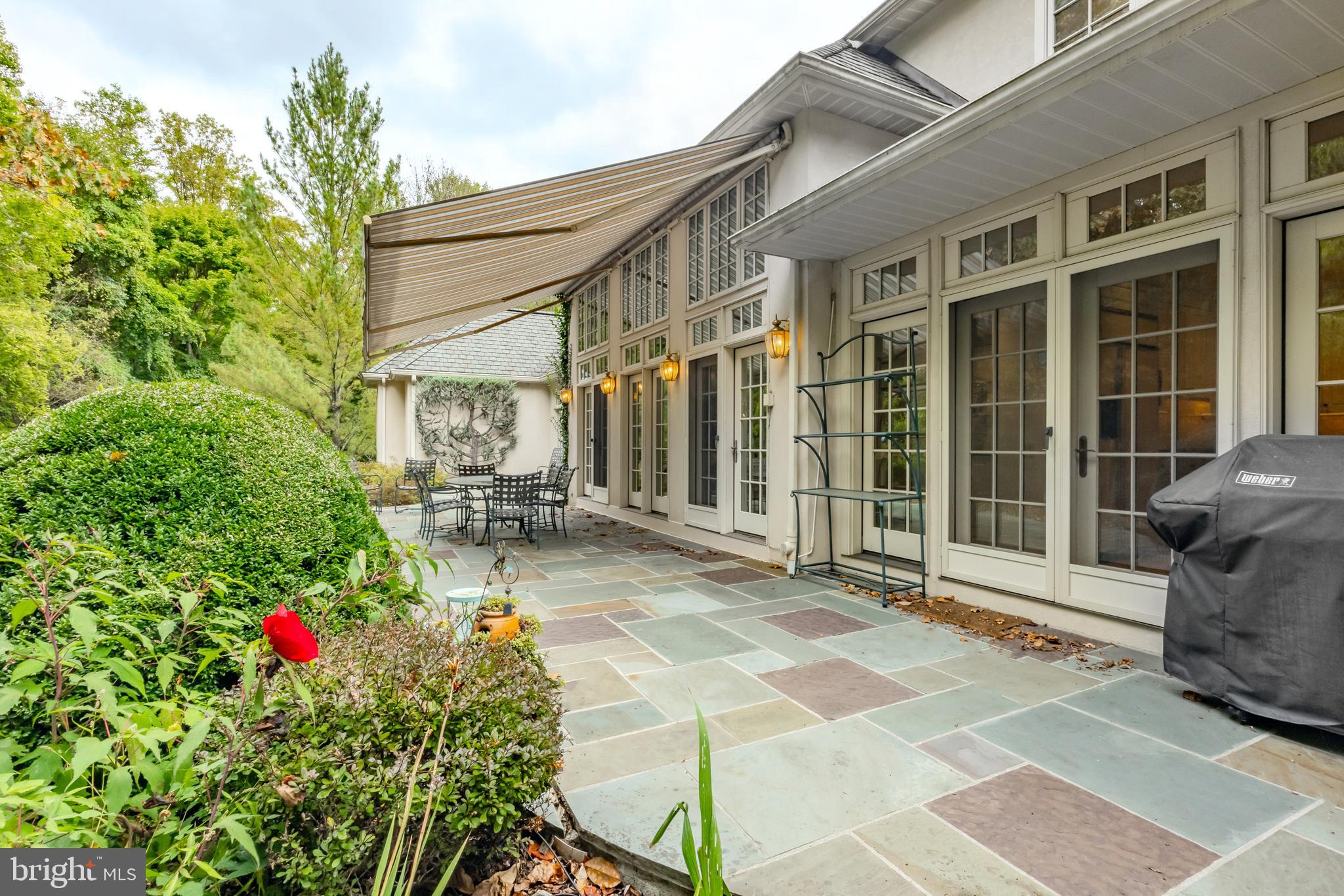 820 Harriton Rd