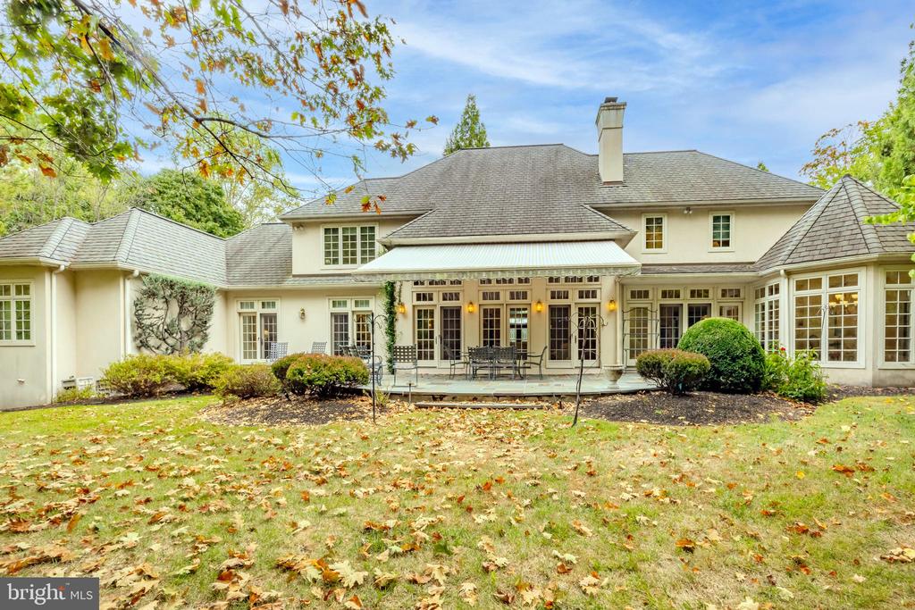 820 Harriton Rd