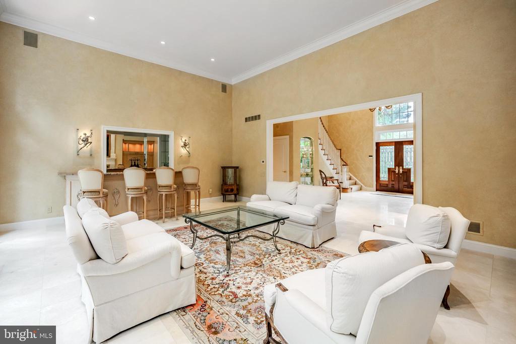 820 Harriton Rd