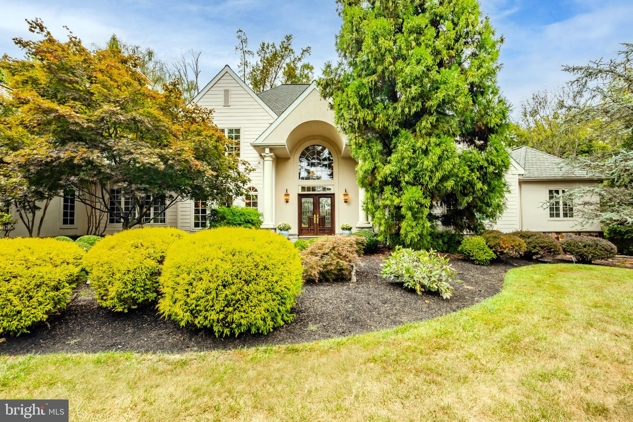 820 Harriton Rd