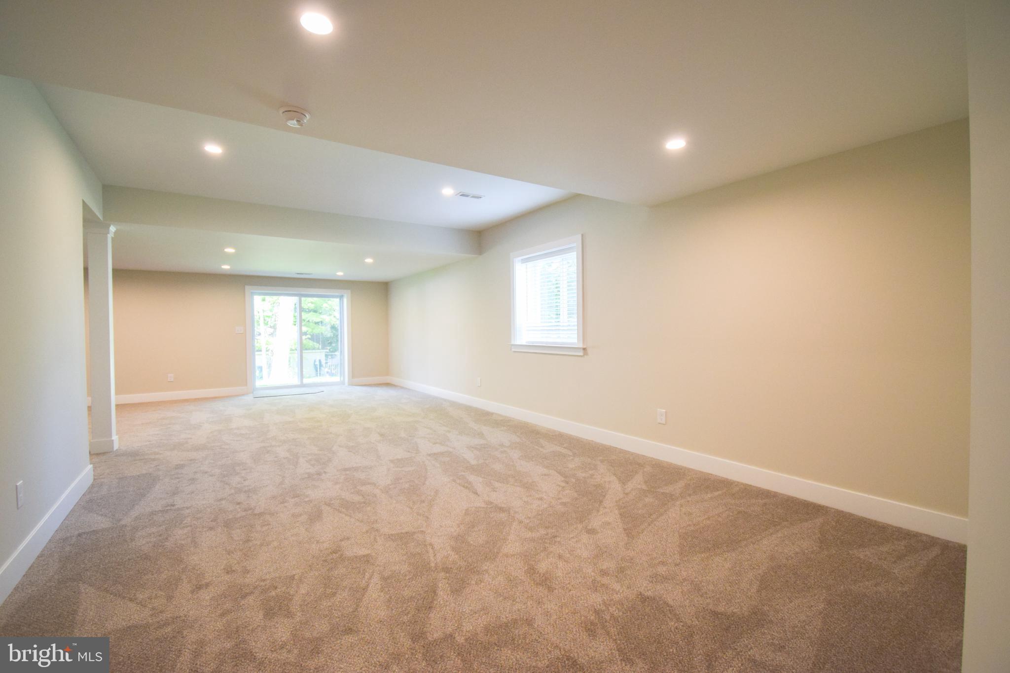 842 Fernhill Rd