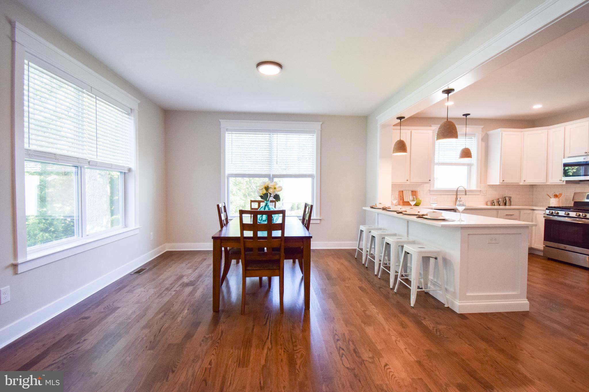 842 Fernhill Rd