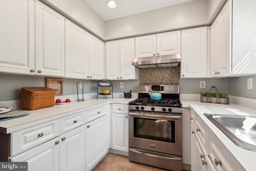 101 Providence Ct