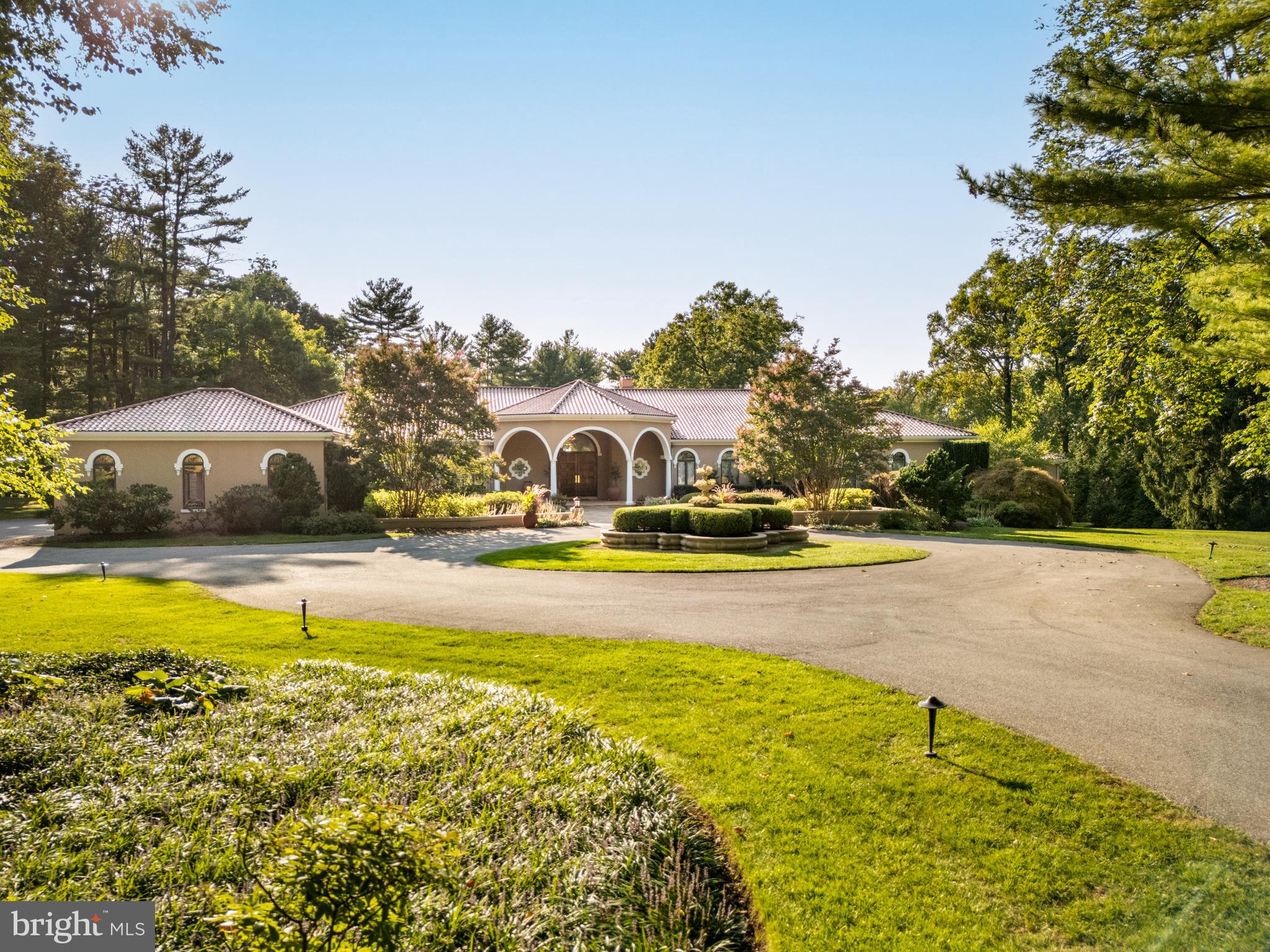 1100 Ginkgo Ln