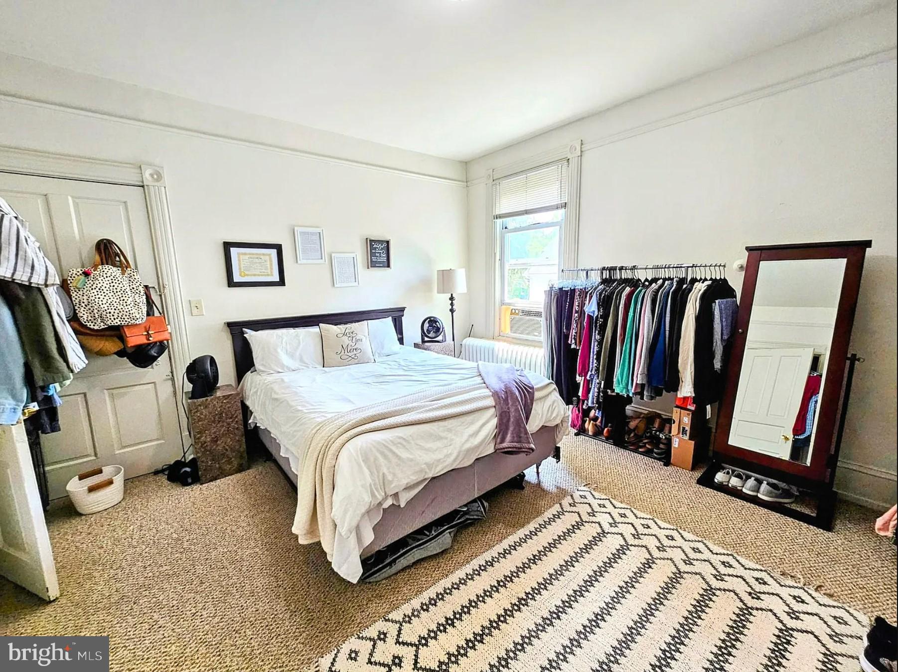 118 LINWOOD AVE #2R