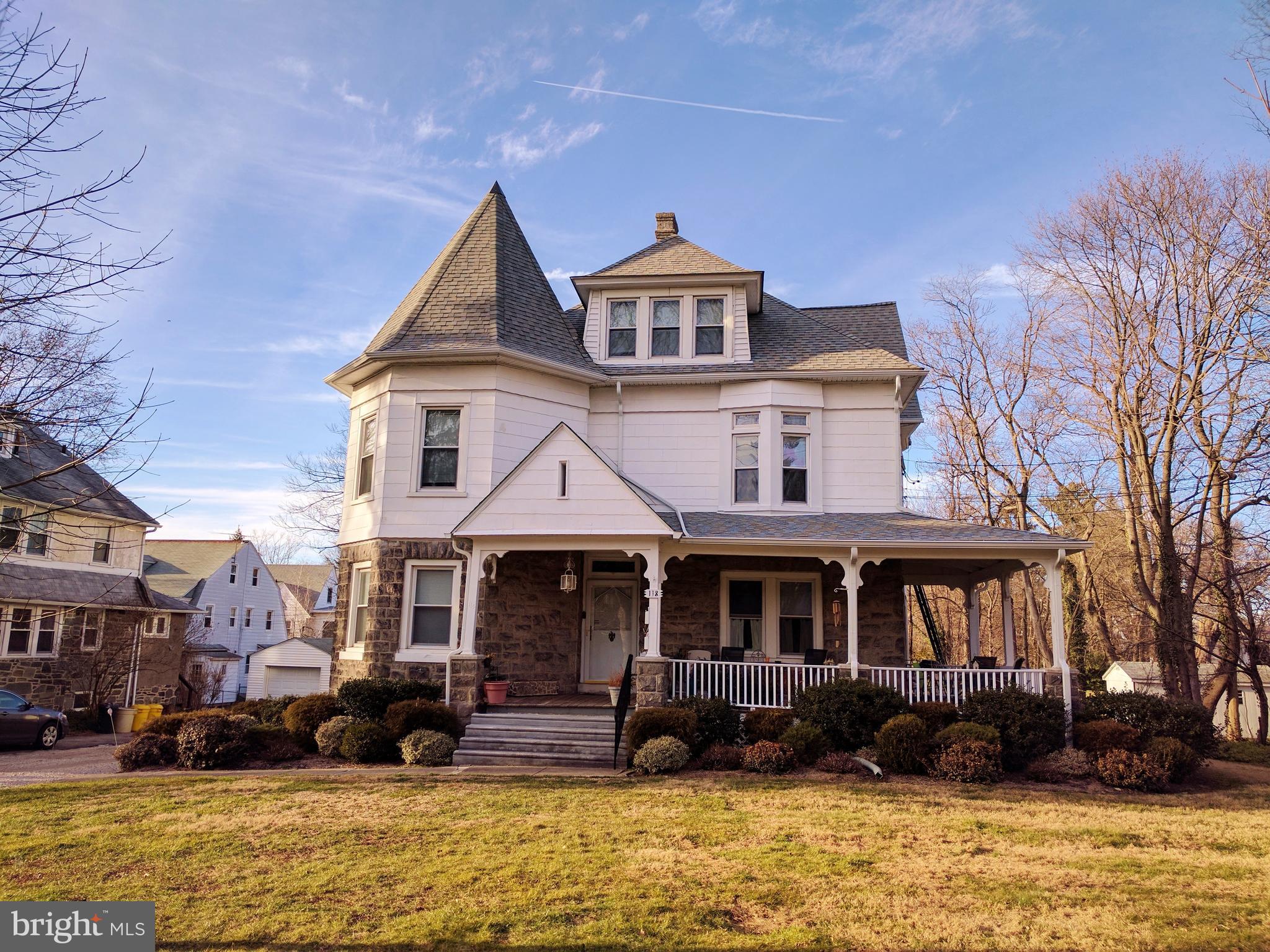 118 LINWOOD AVE #2R