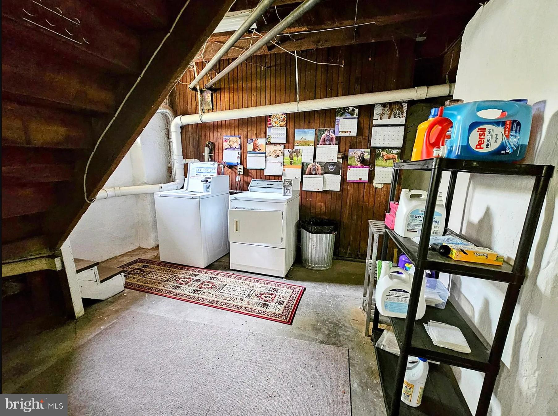 118 LINWOOD AVE #2R