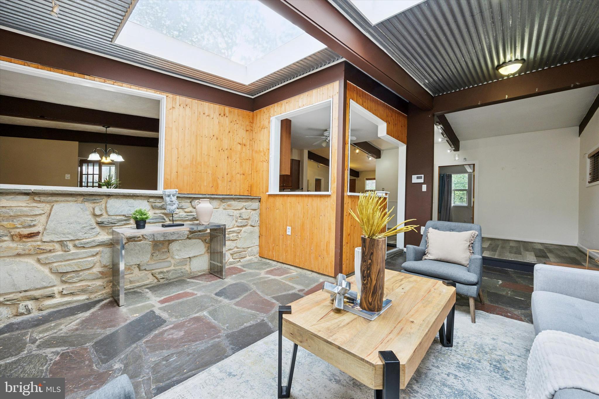800 Pardee Ln