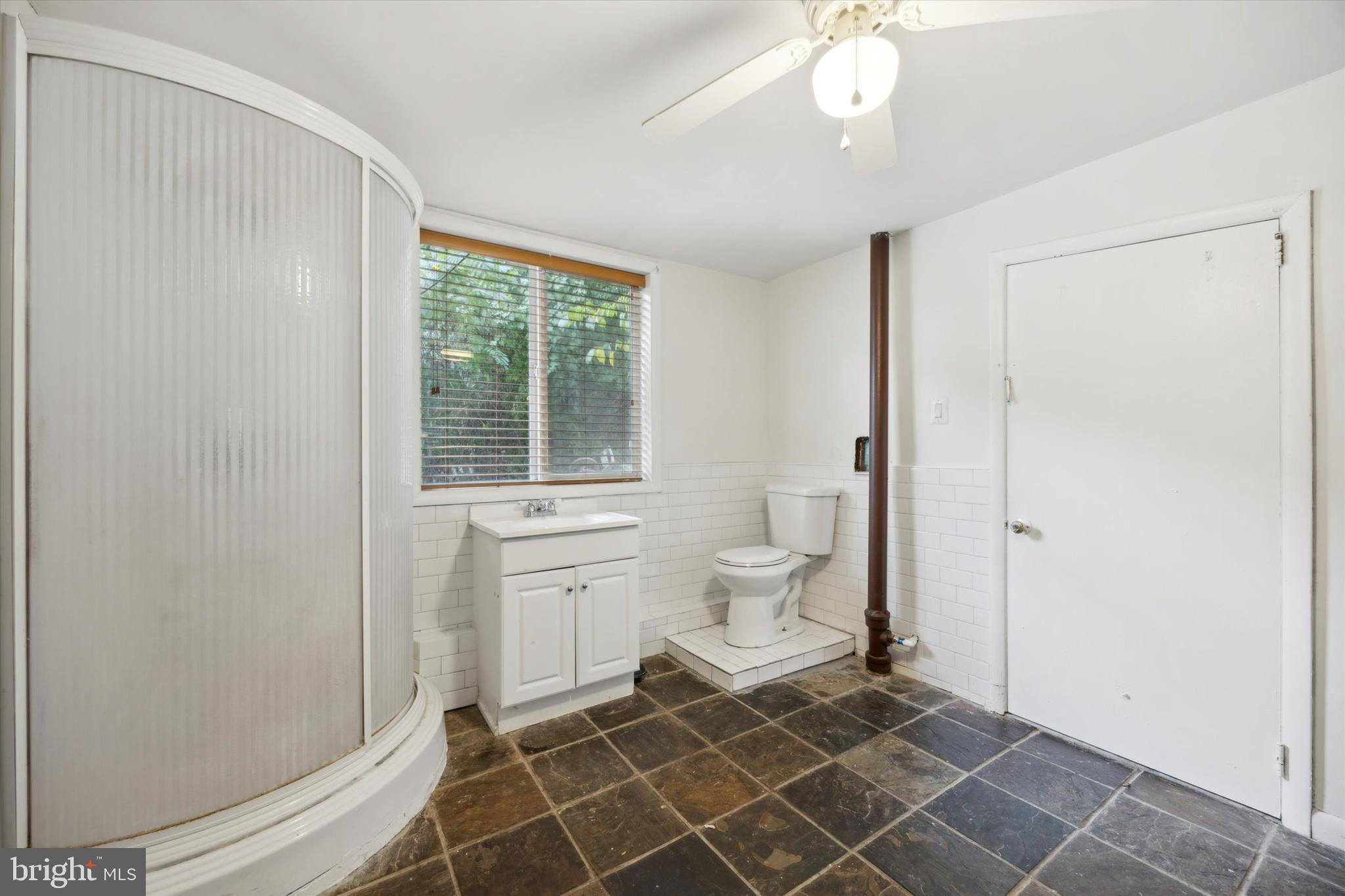 800 Pardee Ln