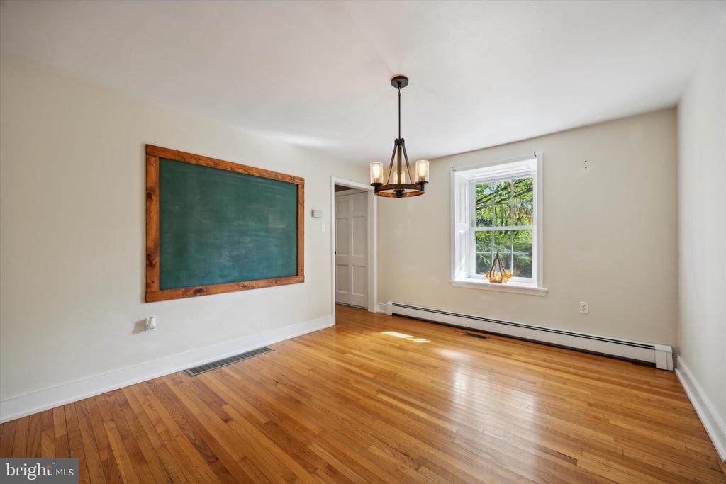 85 Bragg Rd