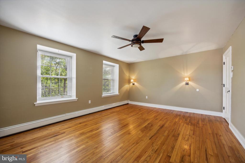 85 Bragg Rd