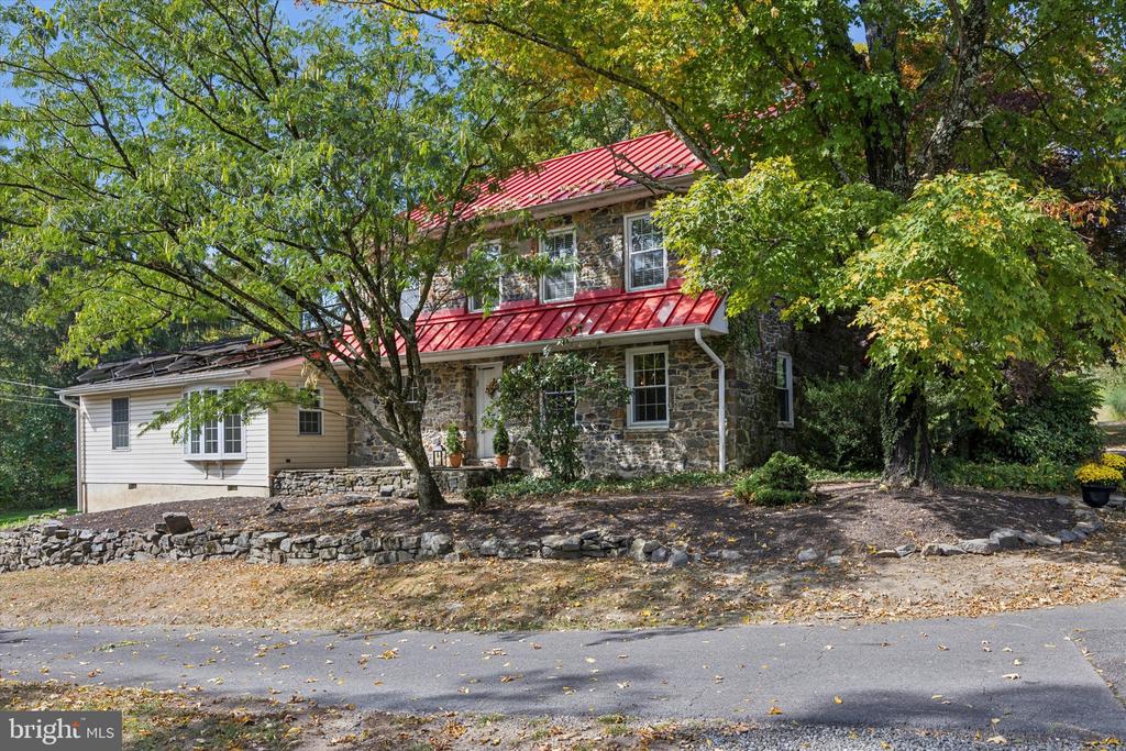85 Bragg Rd