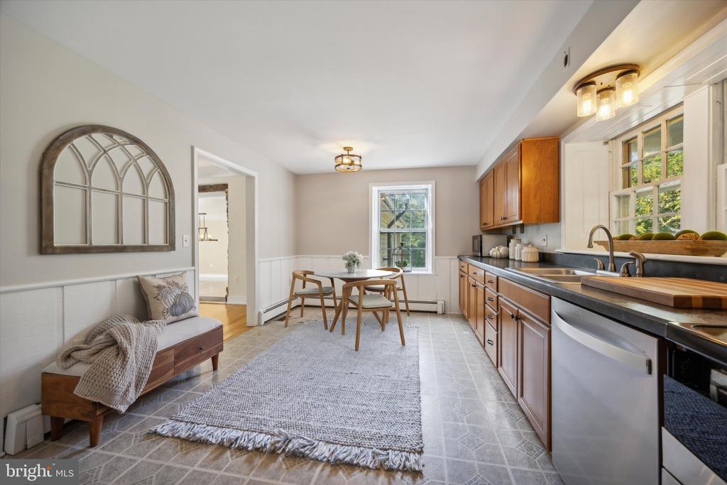85 Bragg Rd