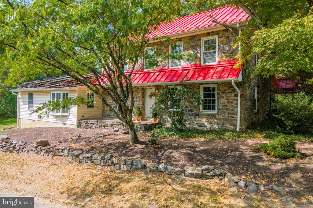 85 Bragg Rd