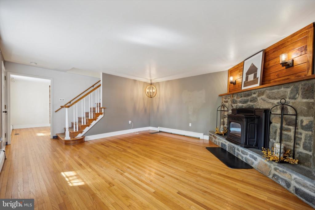 85 Bragg Rd