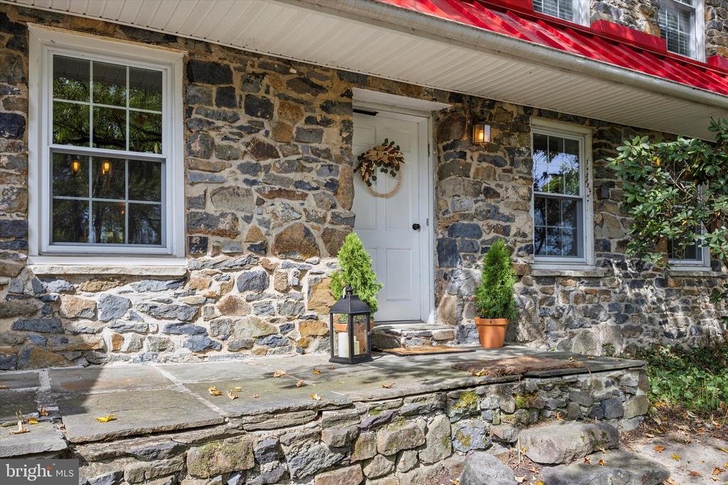 85 Bragg Rd