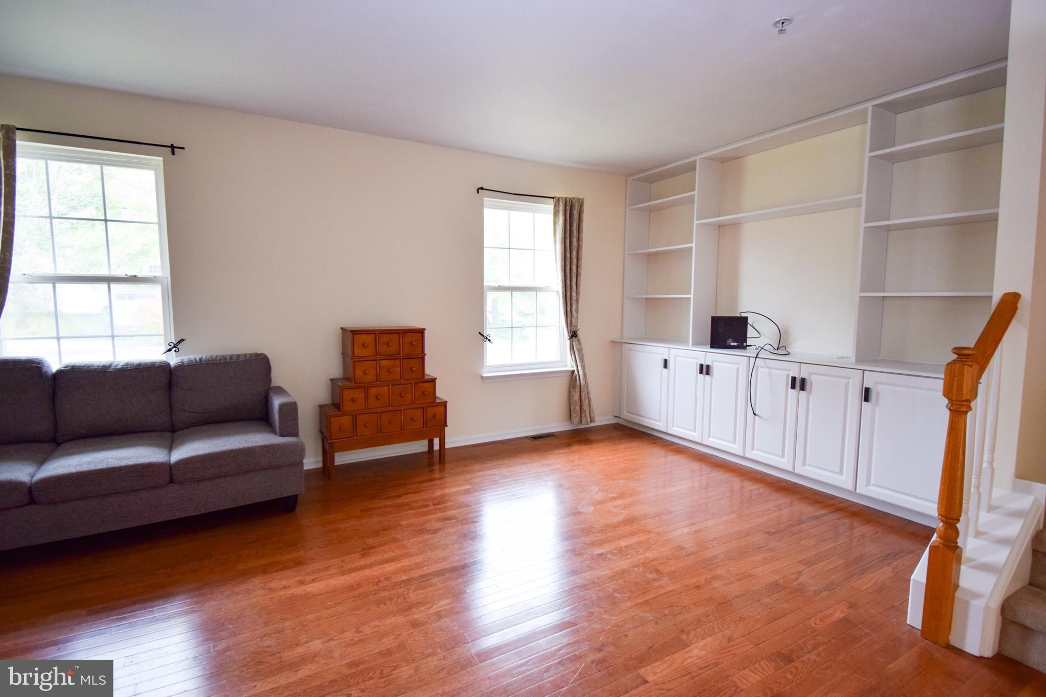 336 Girard Ave