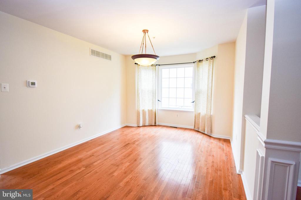 336 Girard Ave