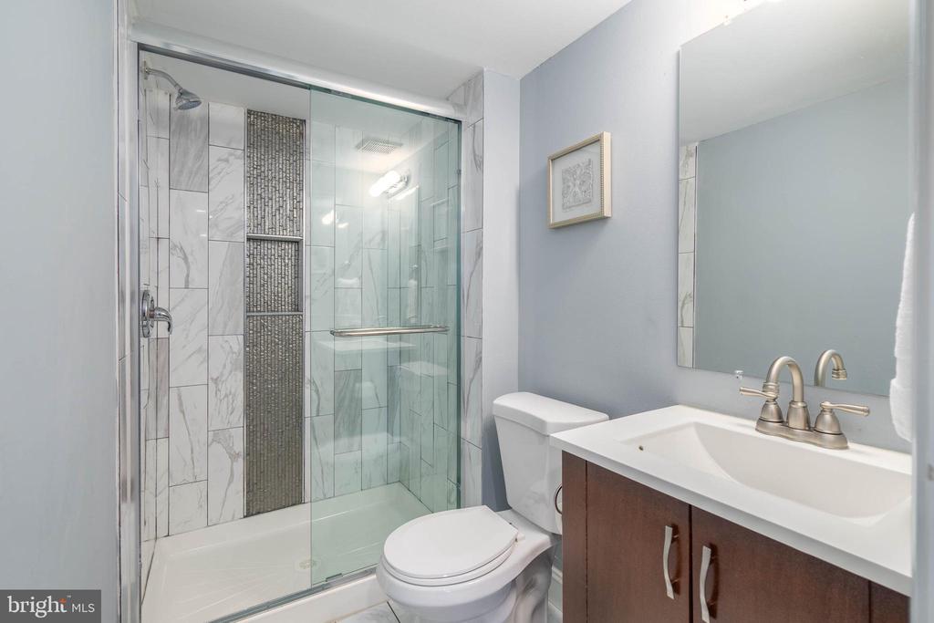328 Ruscombe Ave