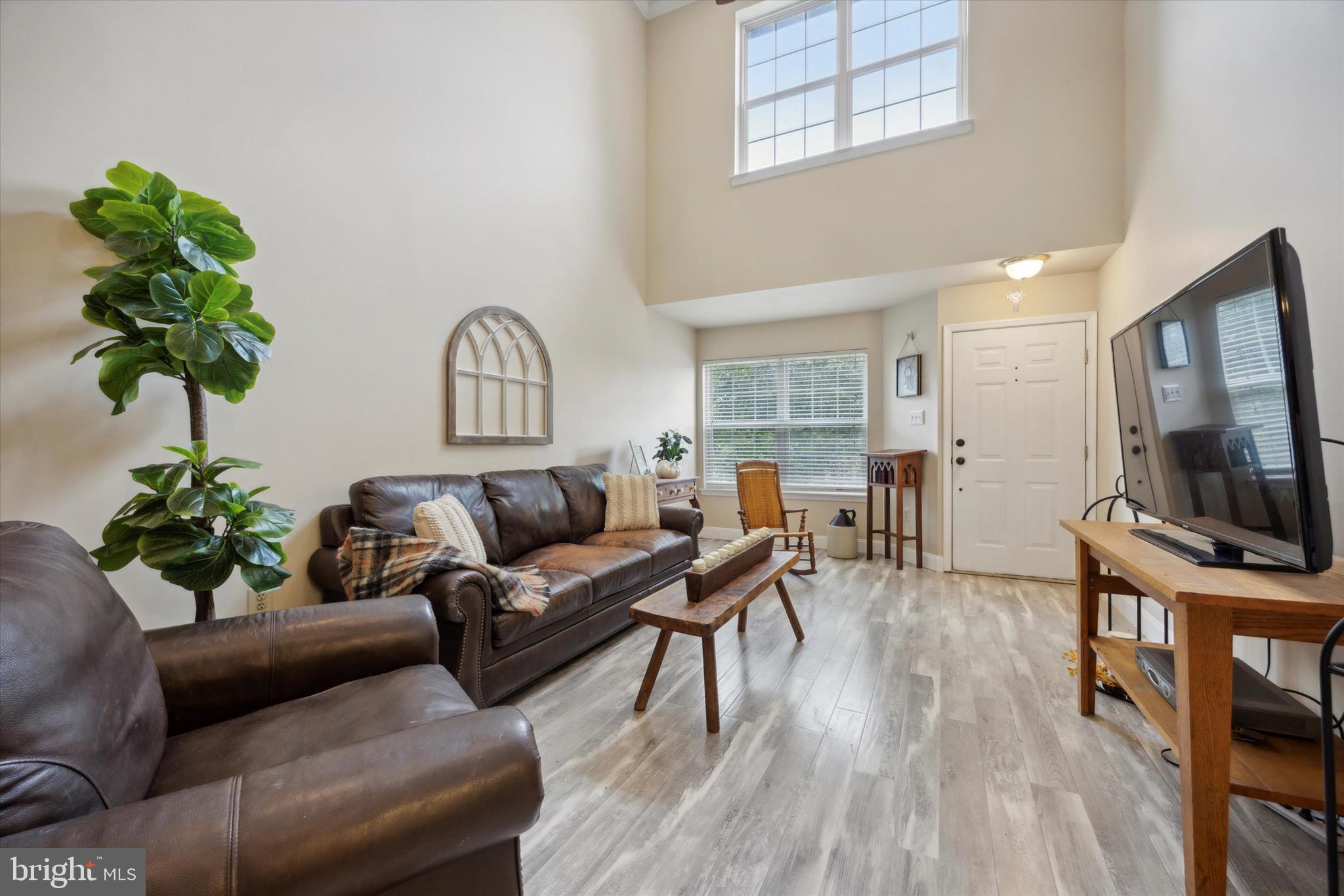 6002 Windsong Ct