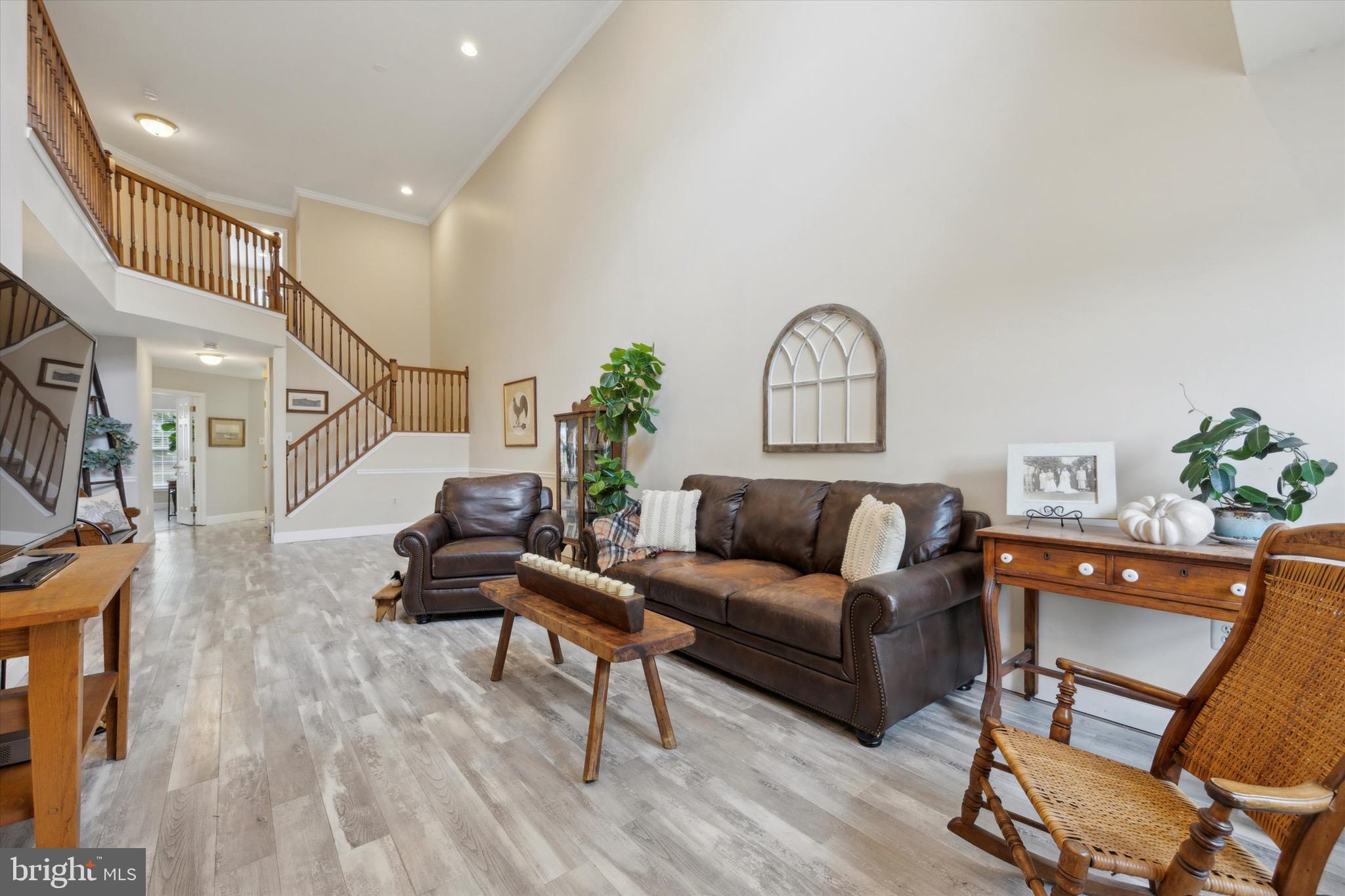 6002 Windsong Ct