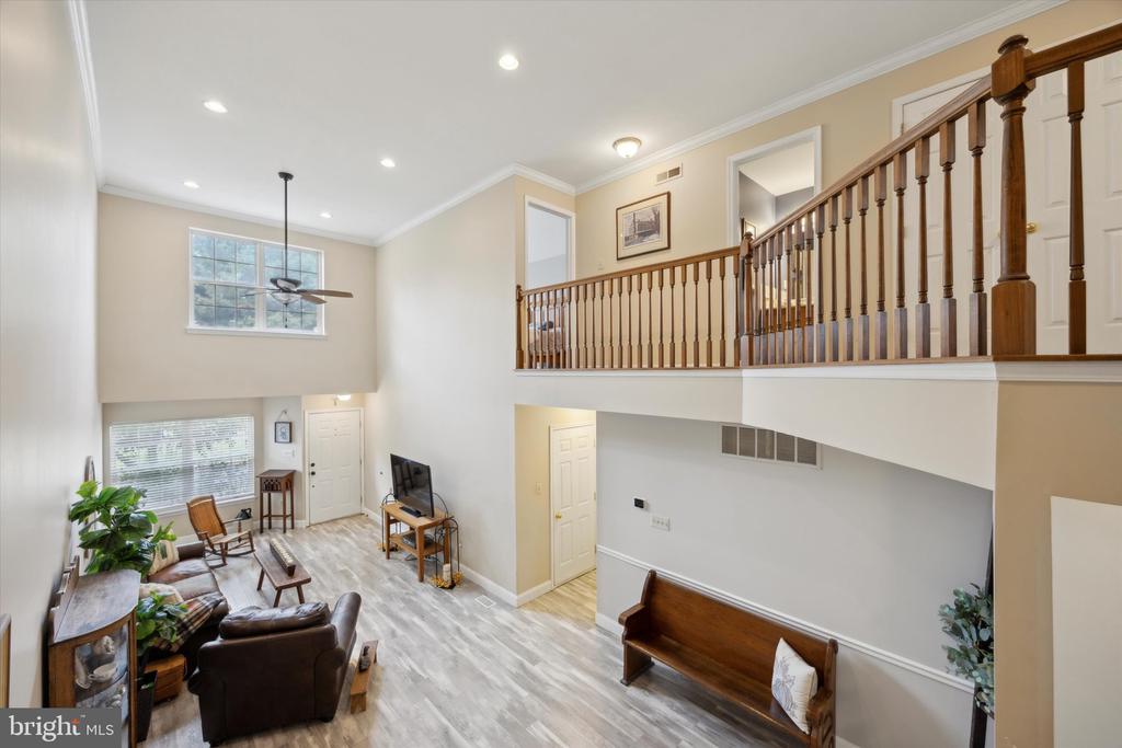 6002 Windsong Ct