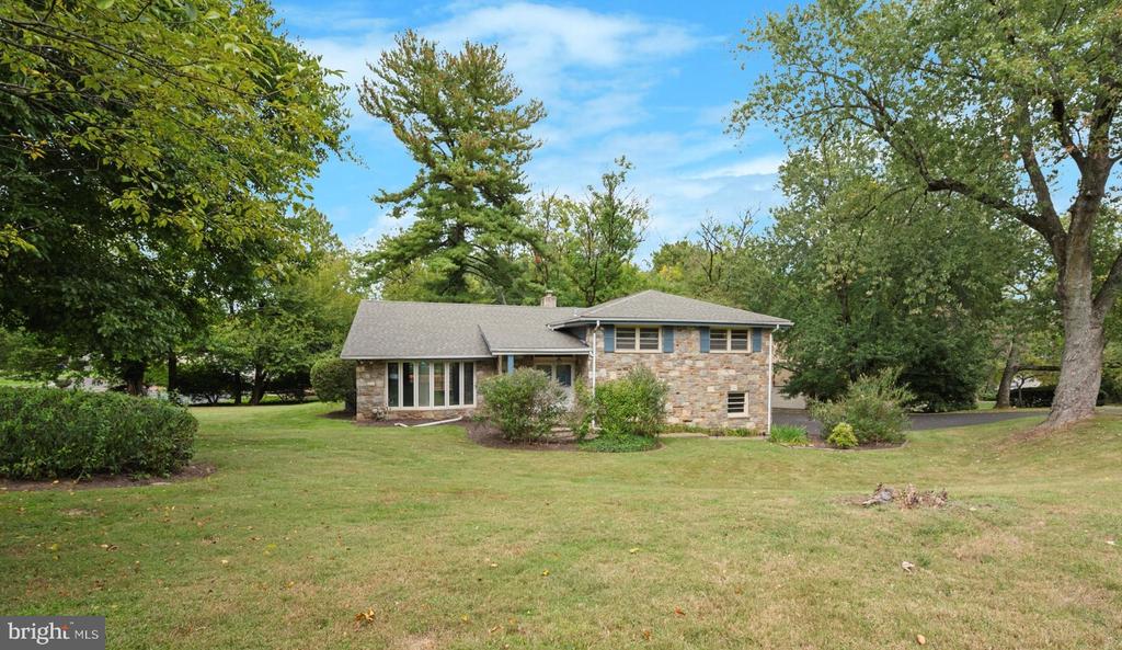 136 Cedar Rd