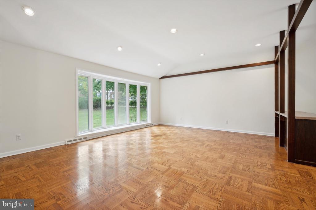 136 Cedar Rd