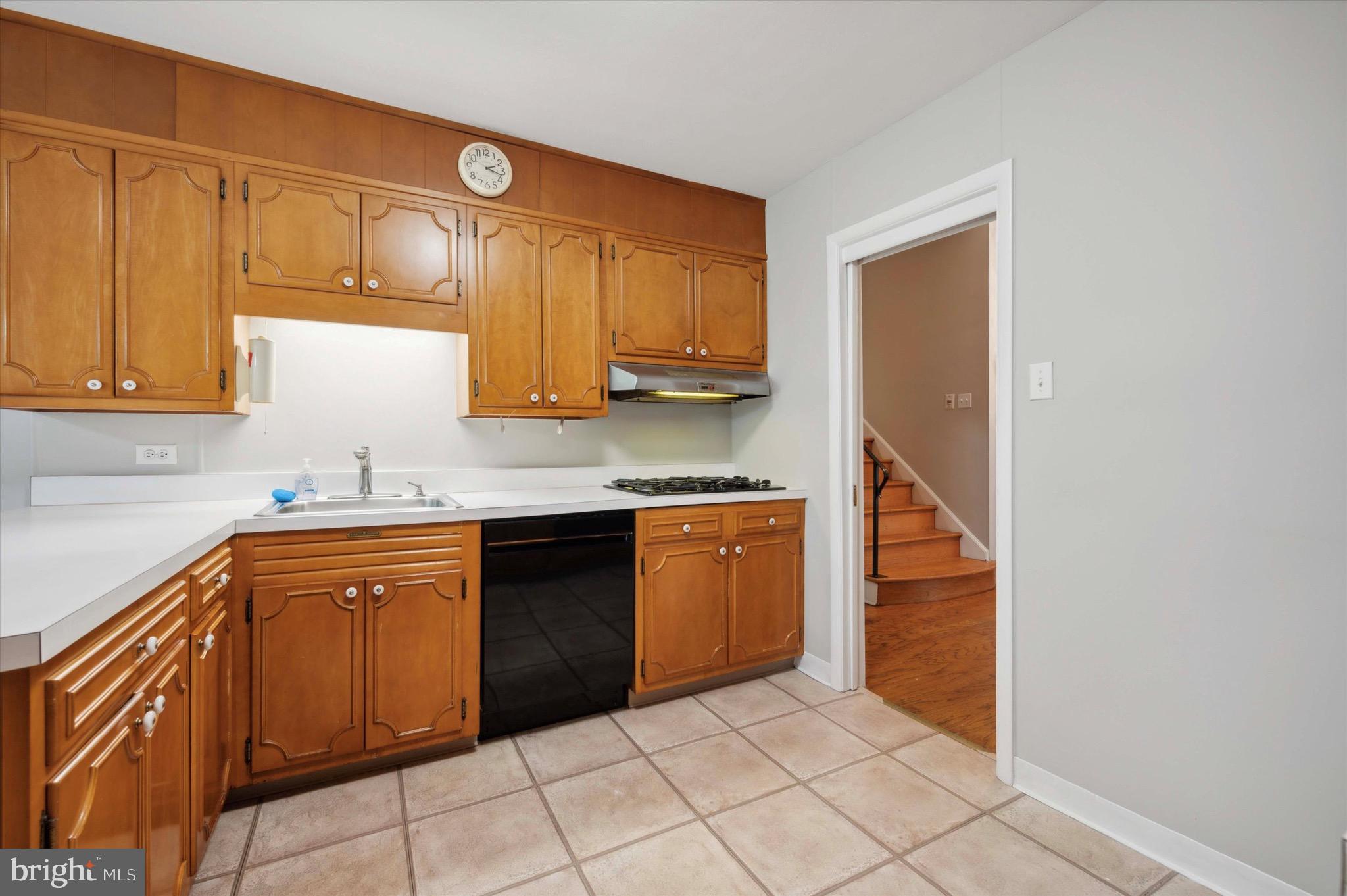 136 Cedar Rd