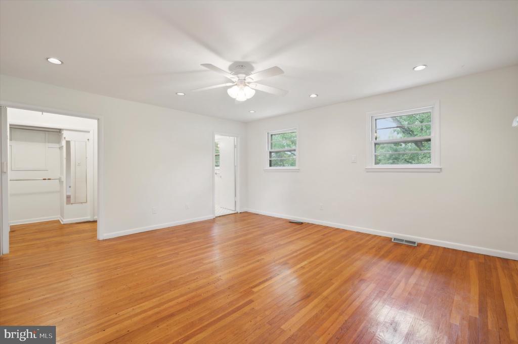 136 Cedar Rd