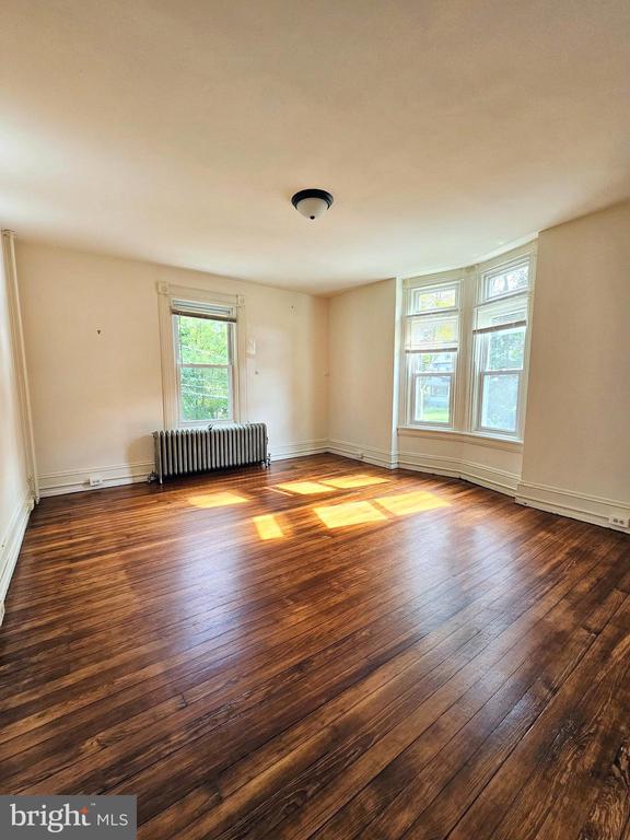 118 LINWOOD AVE #2F