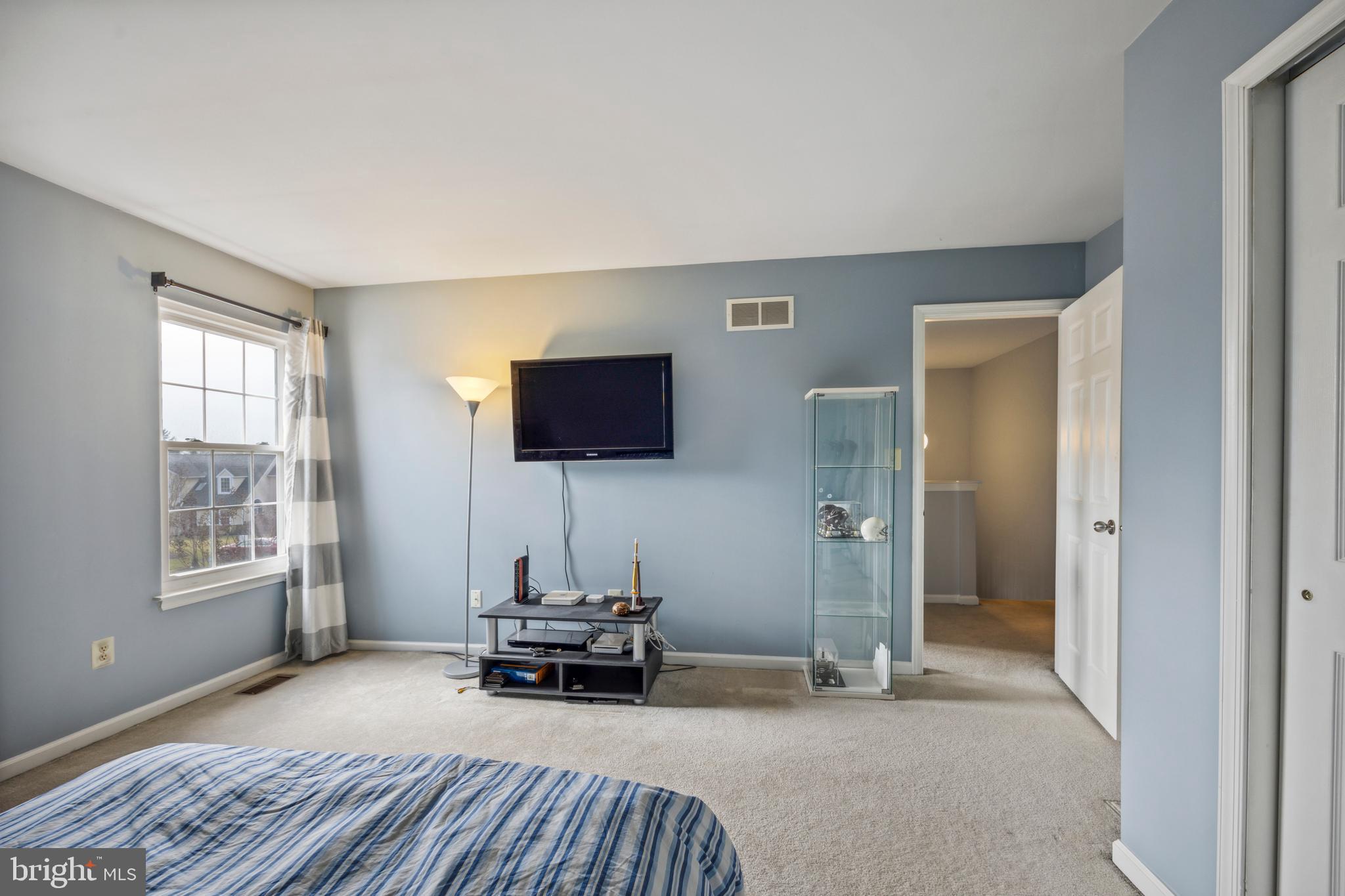 159 CANTERBURY LN
