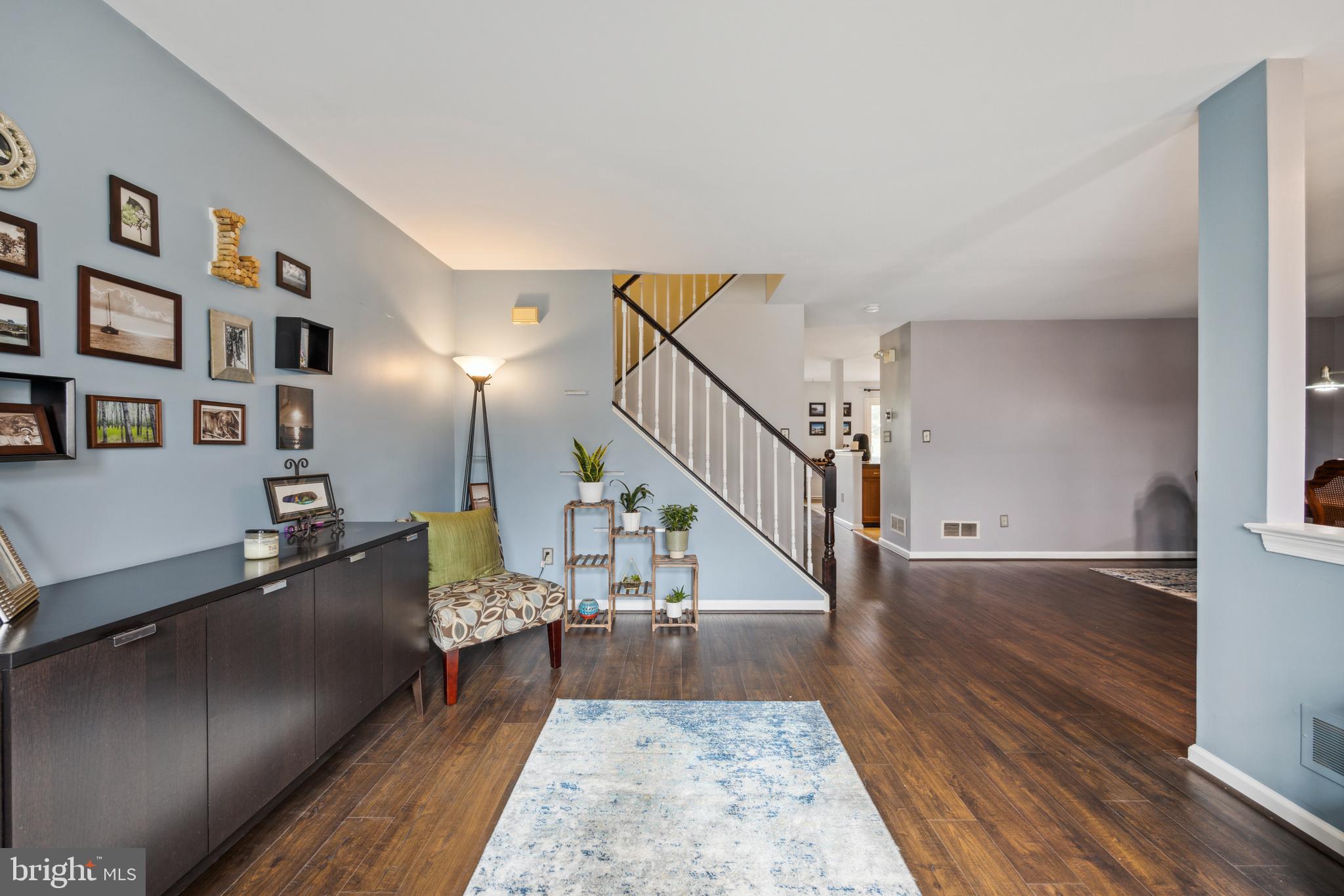 159 CANTERBURY LN
