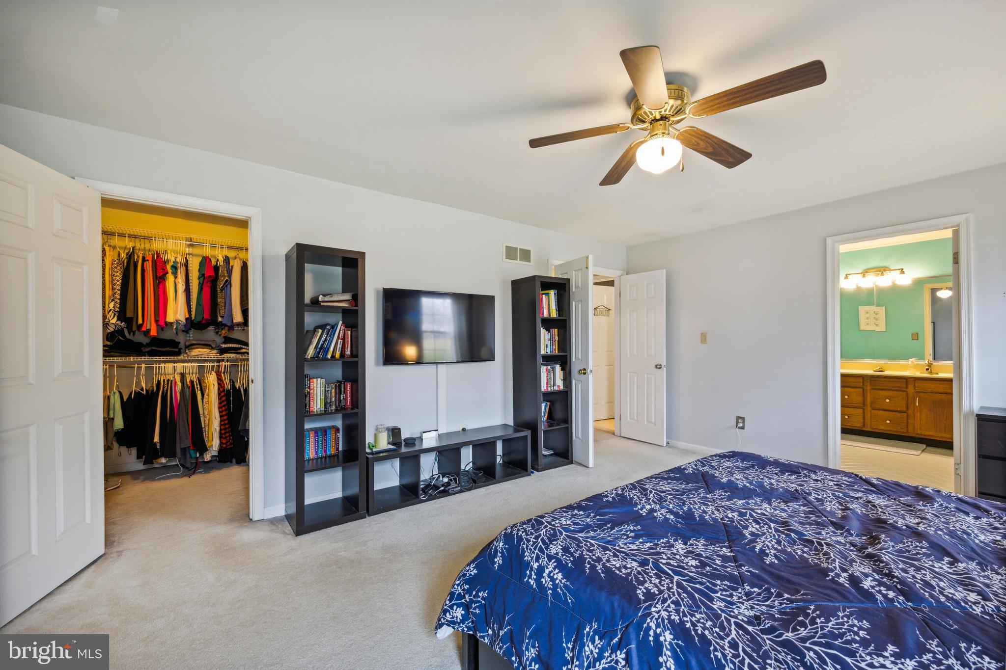 159 CANTERBURY LN