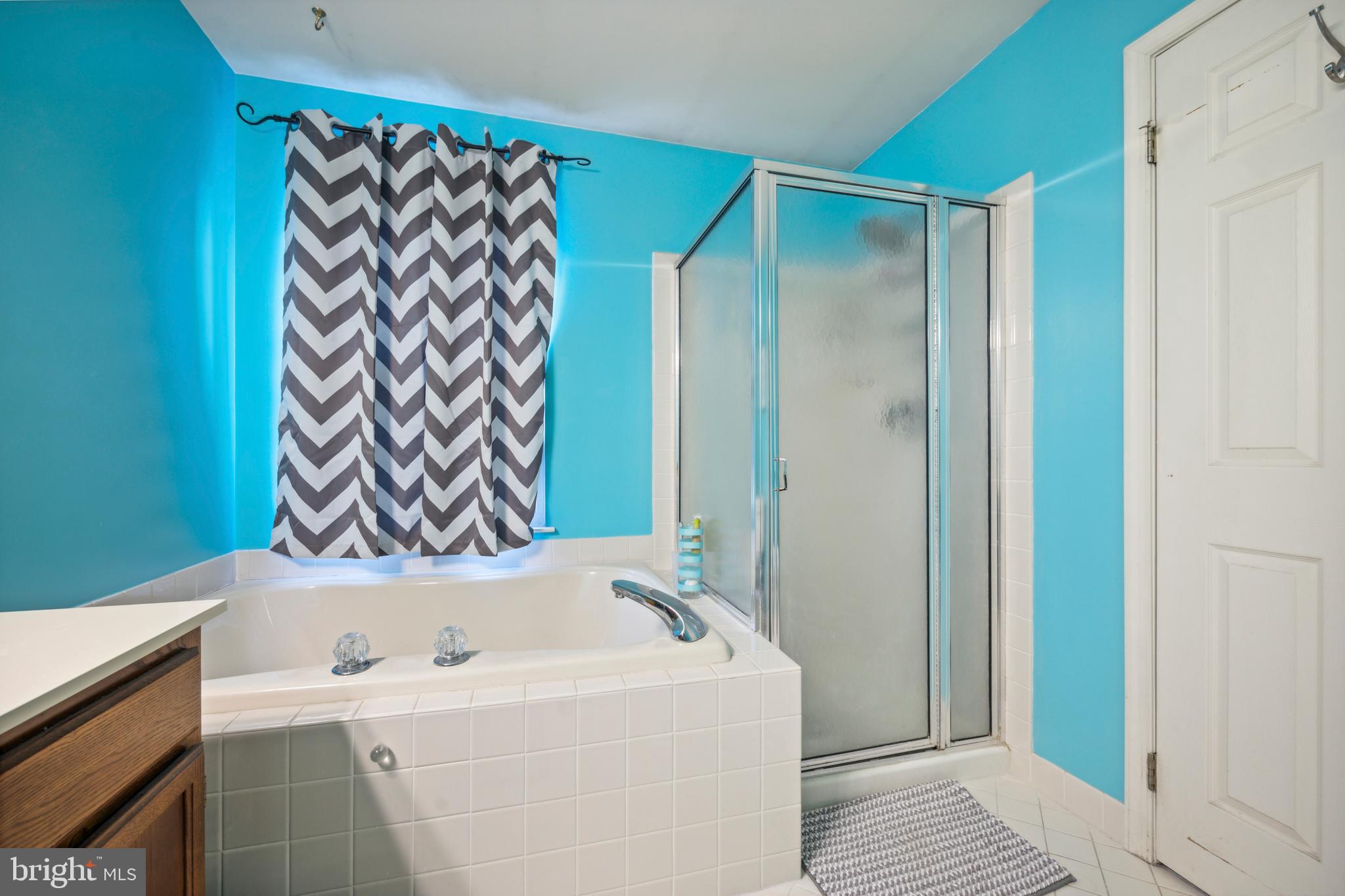 159 CANTERBURY LN