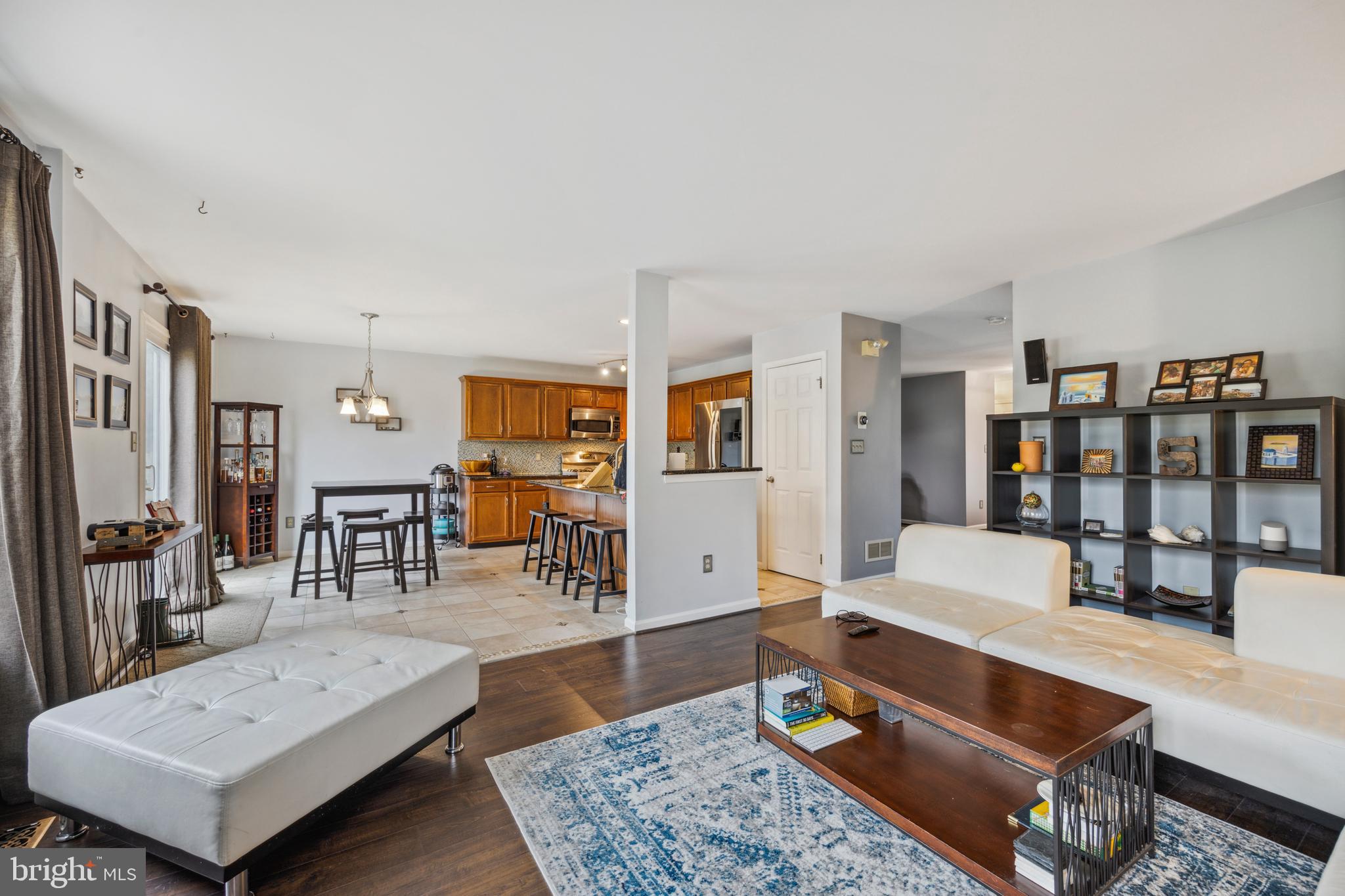 159 CANTERBURY LN