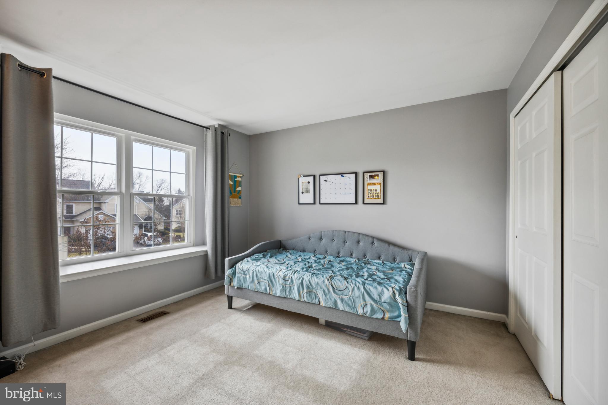 159 CANTERBURY LN
