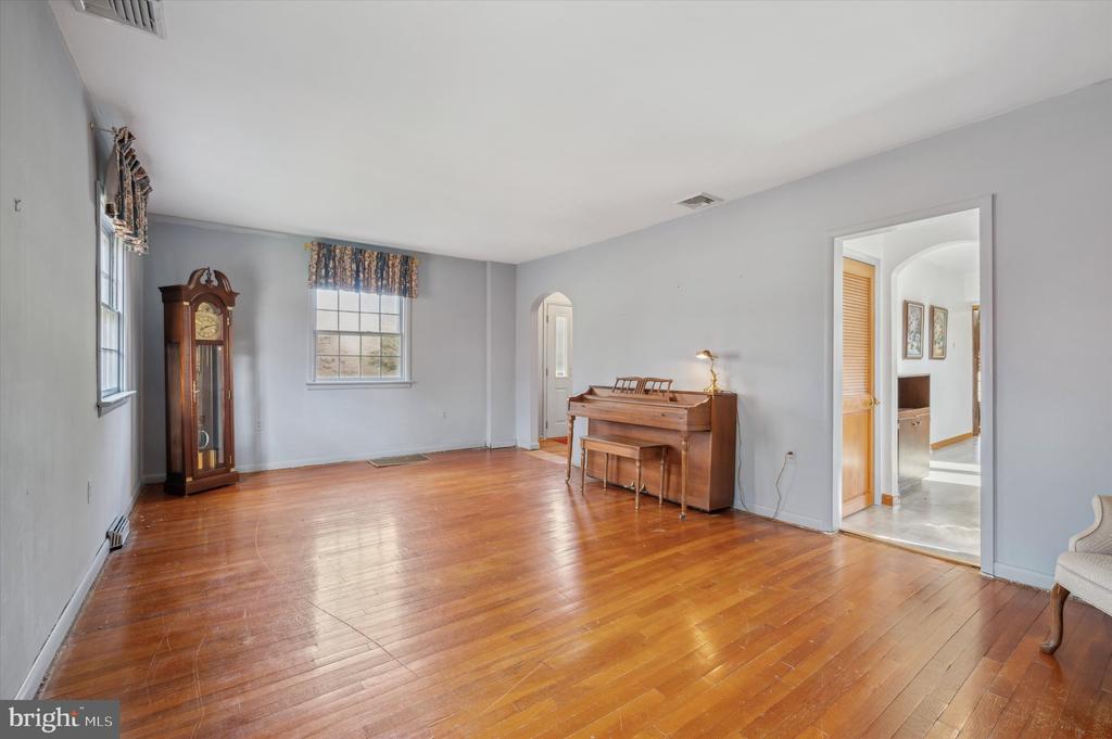 1418 Daws Rd