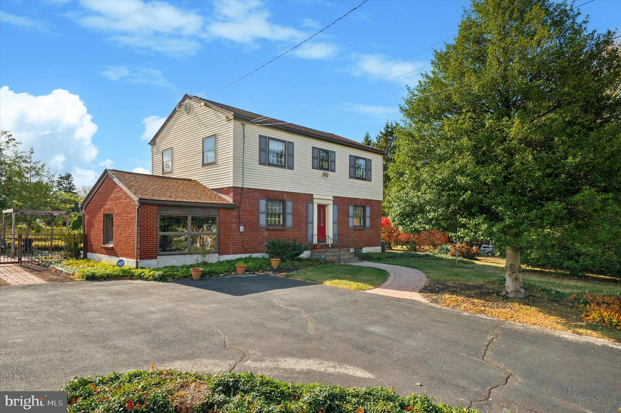 1418 Daws Rd