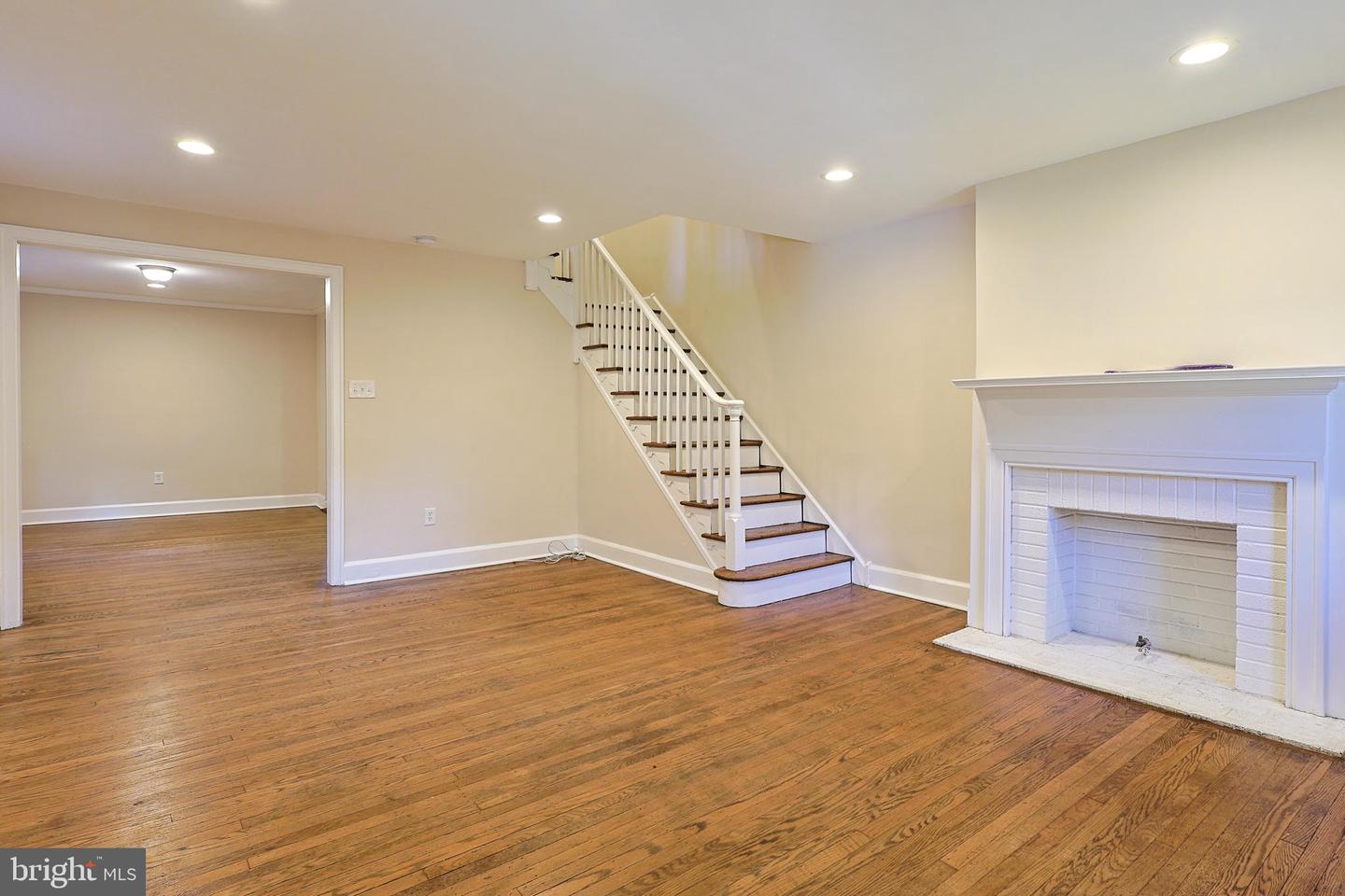 247 TRENT RD