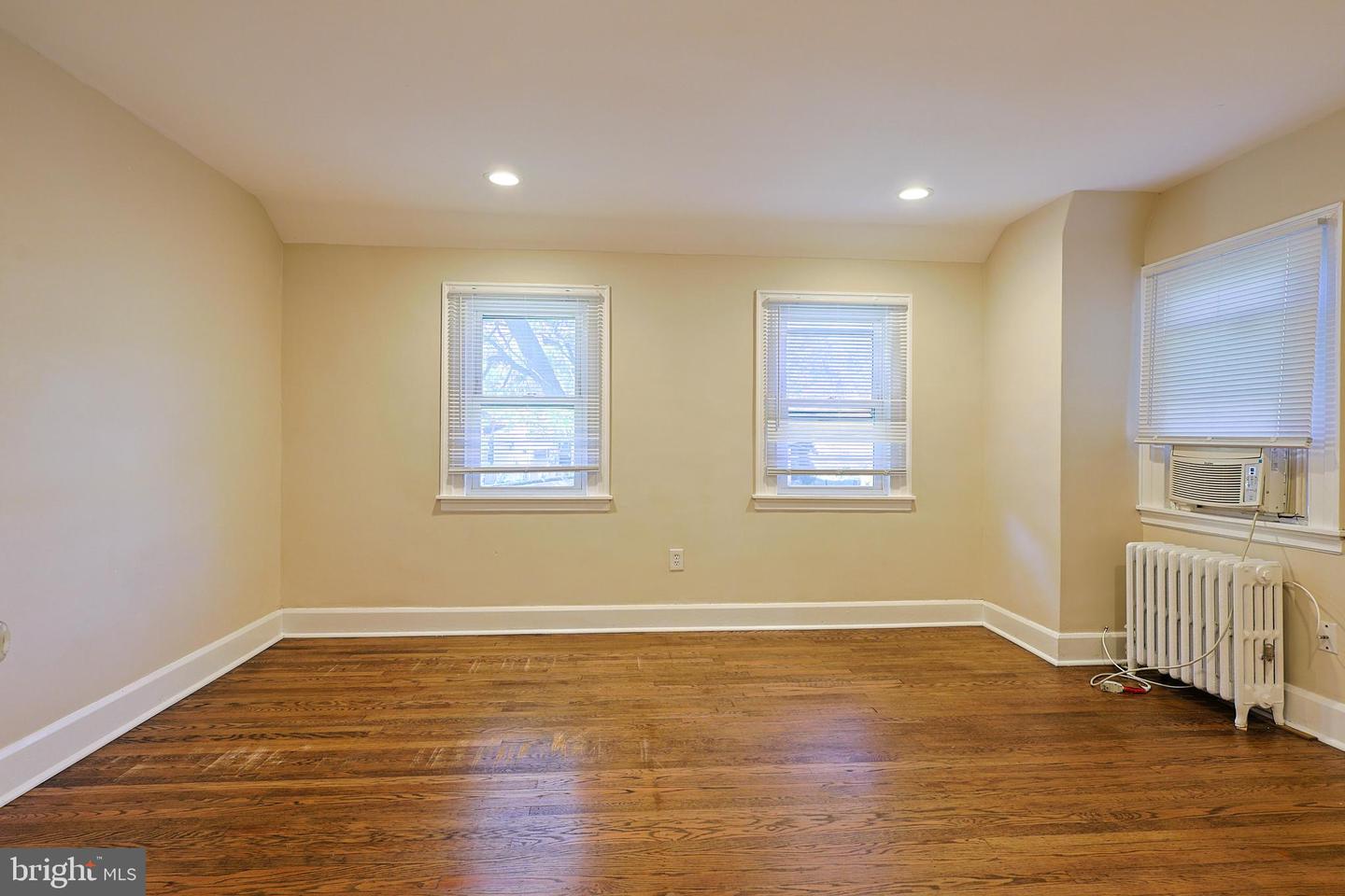 247 TRENT RD