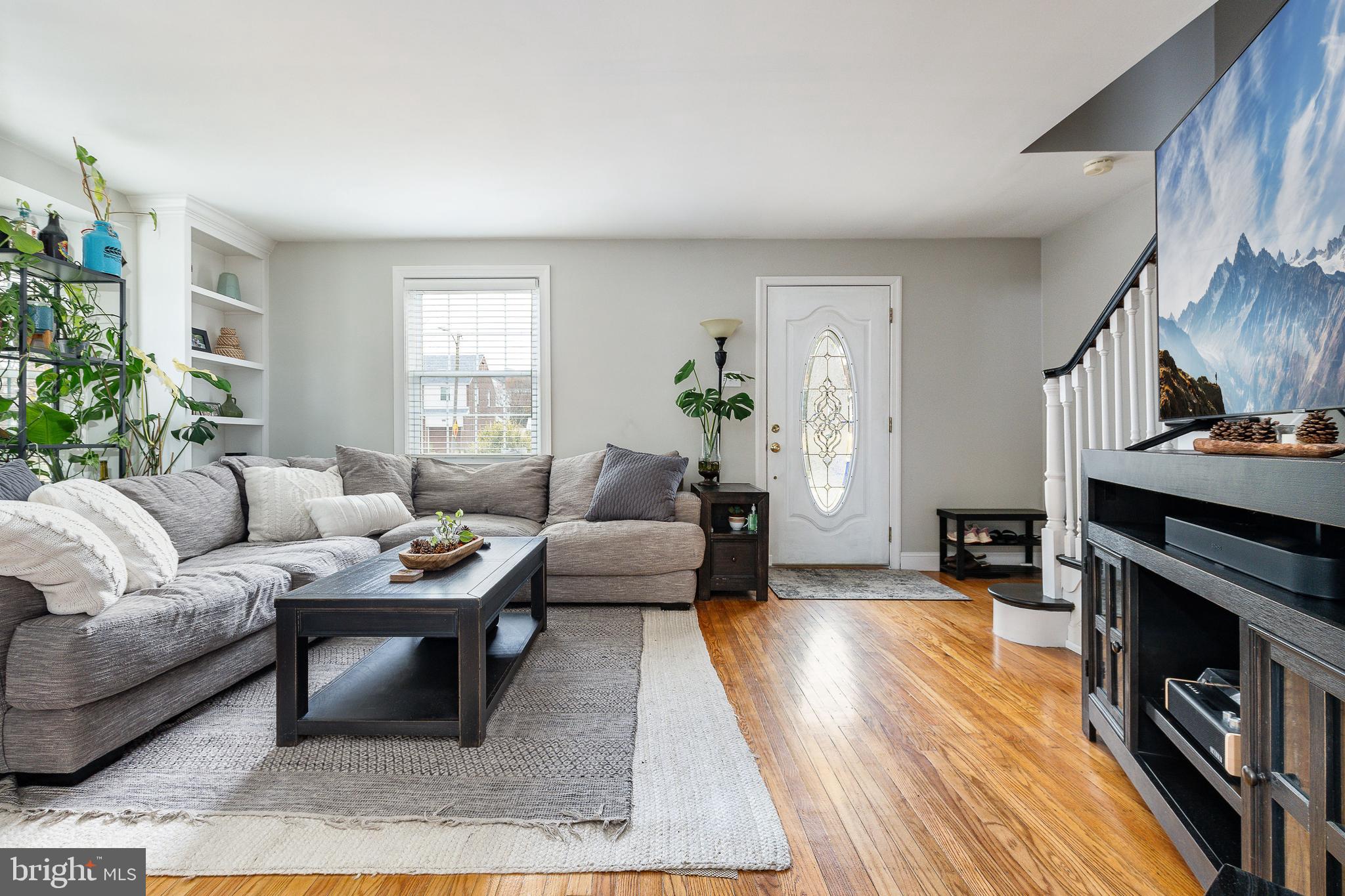 27 Dewey Rd