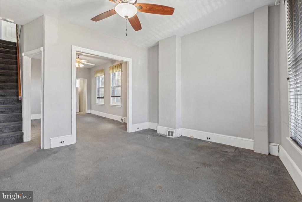 66 Price St